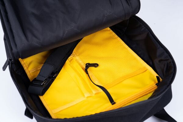 METRO SIDE Triple-X Bag with Laptop Compartment - Ideal for Commuting & Travel 4 METRO SIDE Triple-X Bag with Laptop Compartment - Ideal for Commuting & Travel - Image 2